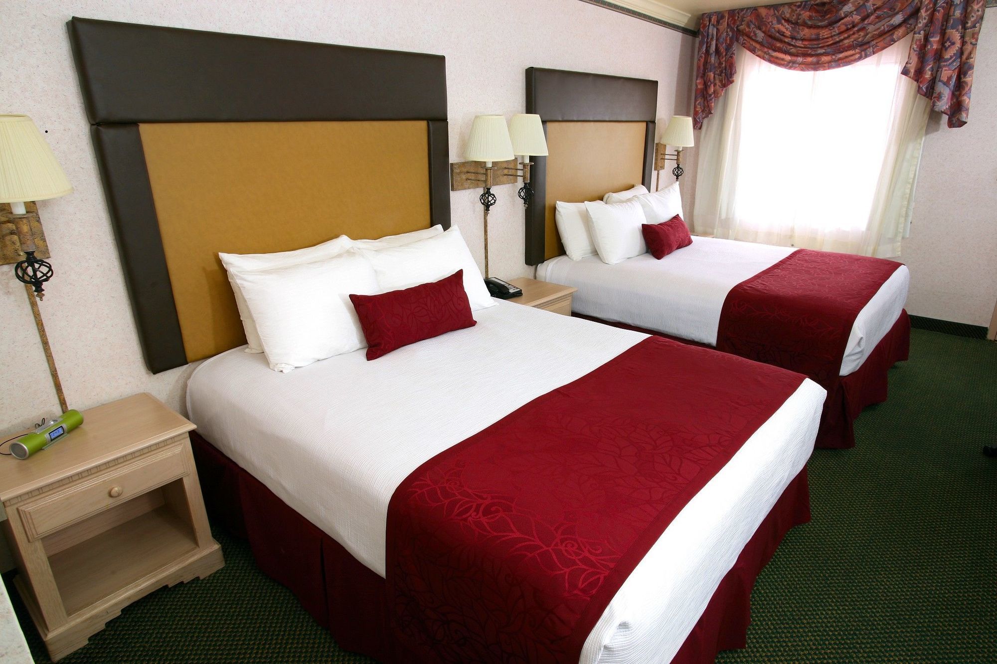Best Western Innsuites Tucson Foothills Hotel & Suites Bilik gambar